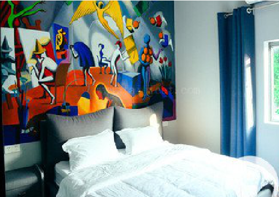 奉新对于酒店的墙体彩绘而言更注重哪些方面？