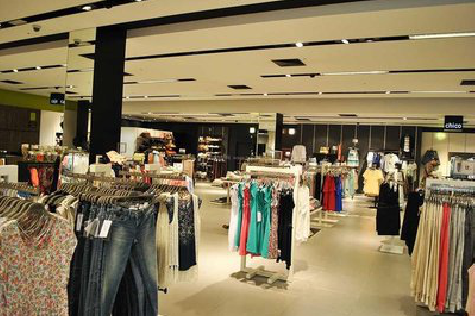 奉新商场里的店面怎么装修？